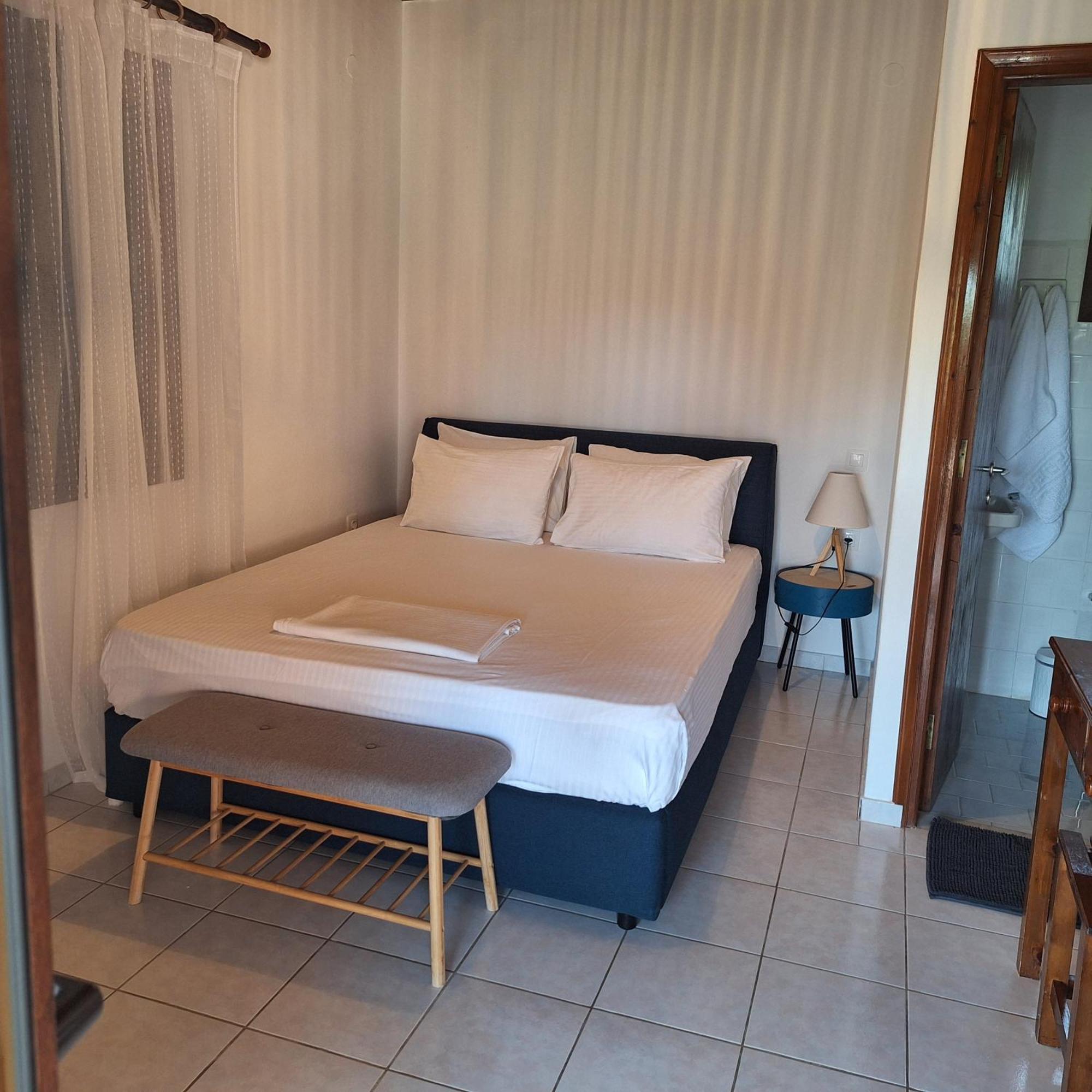 Areti Apartment Áfra Exteriör bild